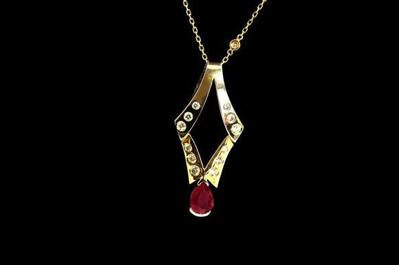 1.64ct Ruby 14K Yellow Gold Pendant