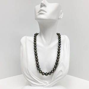 8-10mm Tahitian Dark Multicolor Round Pearl Necklace with Gold Clasp